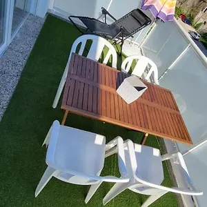 Appartement Avec Balcon/terrasse, Monteux
